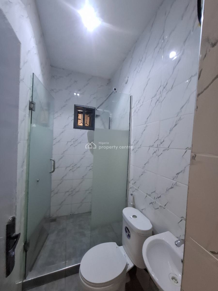 Standard Two Bedroom Apartment, Guzape District, Abuja, Flat / Apartment for Rent