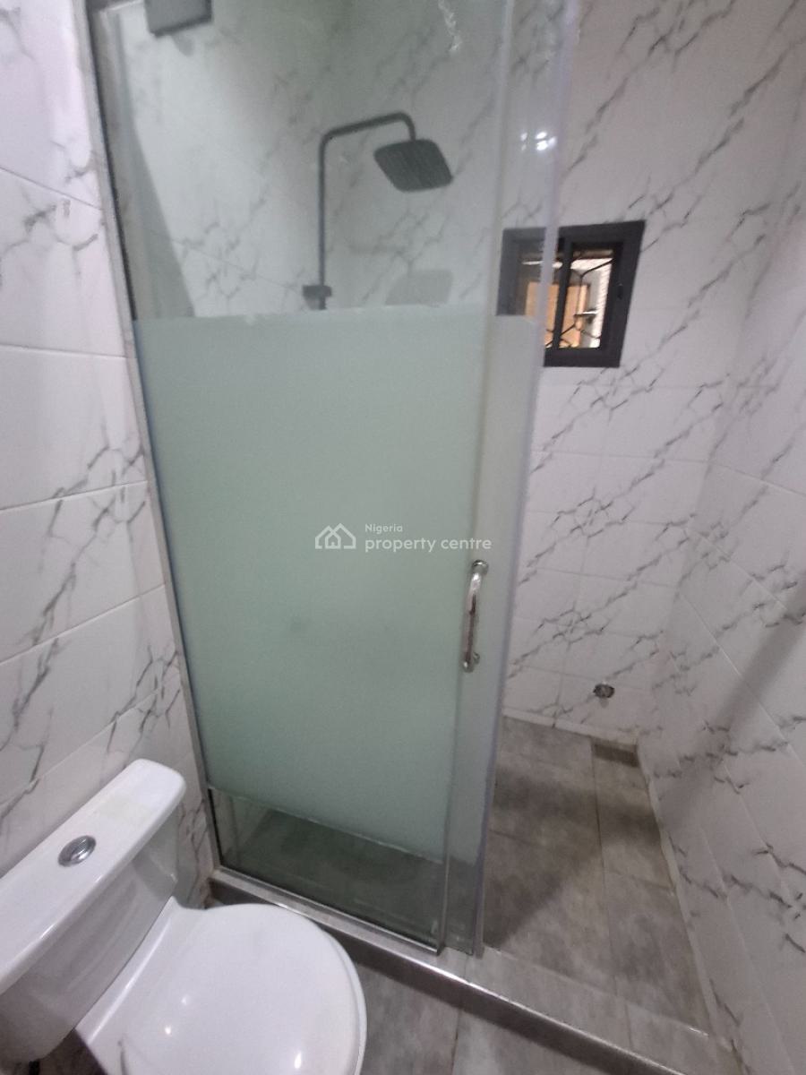 Standard Two Bedroom Apartment, Guzape District, Abuja, Flat / Apartment for Rent