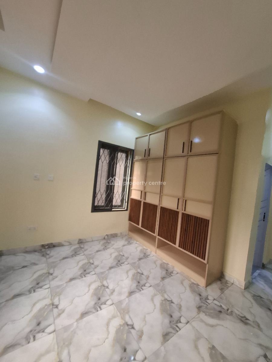 Standard Two Bedroom Apartment, Guzape District, Abuja, Flat / Apartment for Rent
