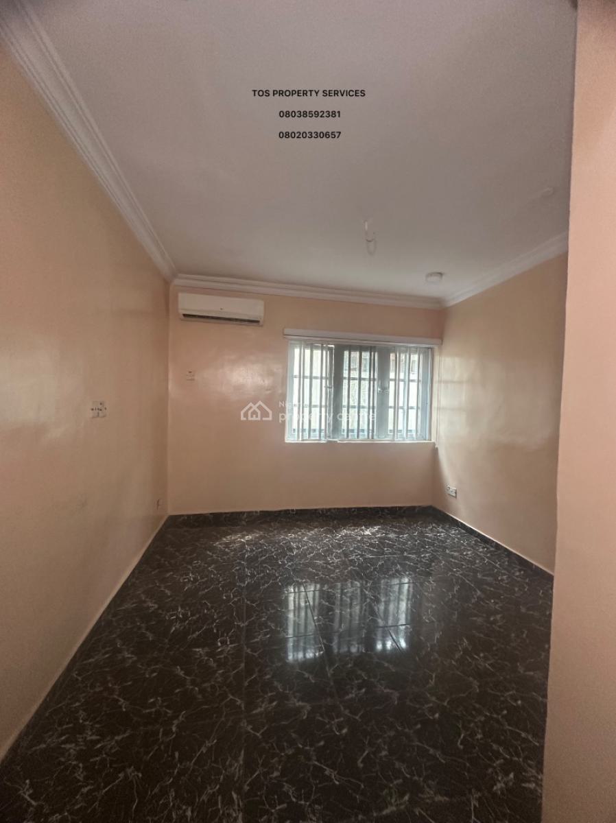 Lovely 2 Bedroom Flat, Off Herbert Macaulay Way, Yaba, Lagos, Flat / Apartment for Rent