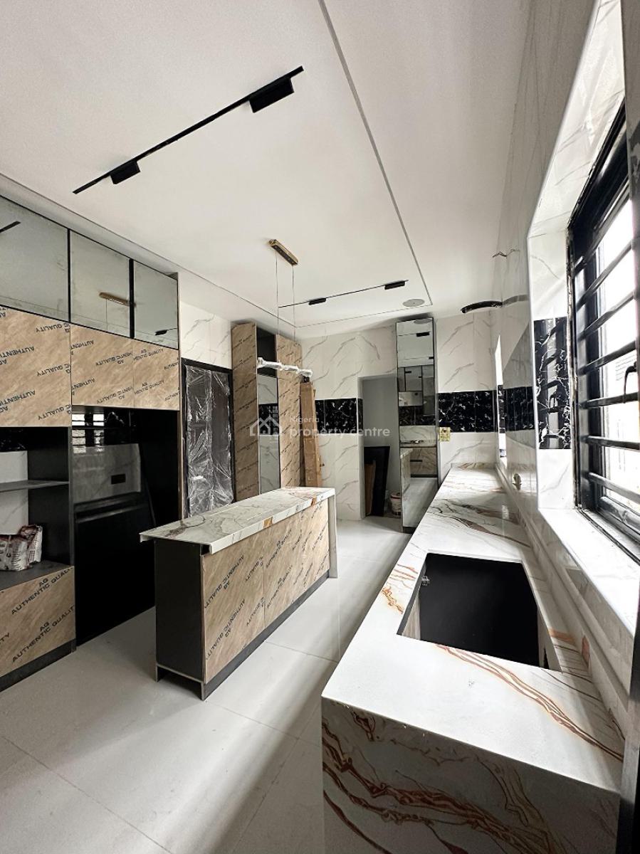 5 Bedroom Fully Detached, Lekki, Lagos, Detached Duplex for Sale