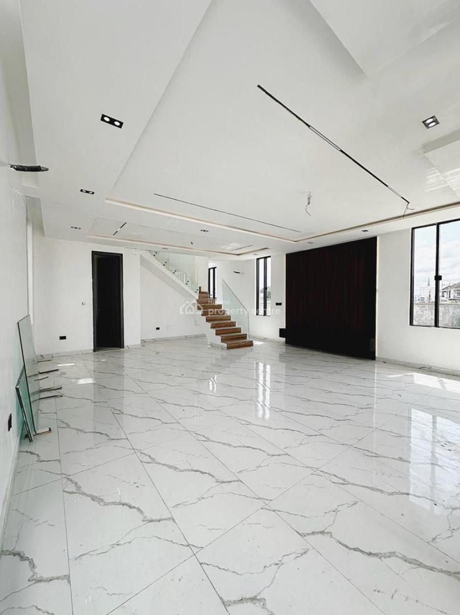5 Bedroom Fully Detached, Lekki, Lagos, Detached Duplex for Sale