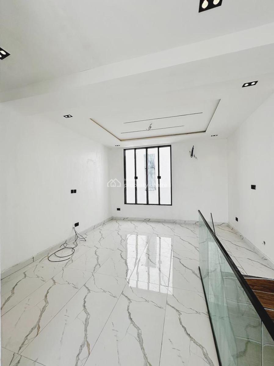 5 Bedroom Fully Detached, Lekki, Lagos, Detached Duplex for Sale