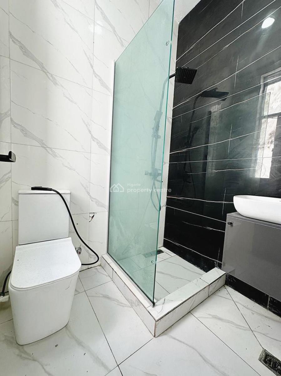 5 Bedroom Fully Detached, Lekki, Lagos, Detached Duplex for Sale