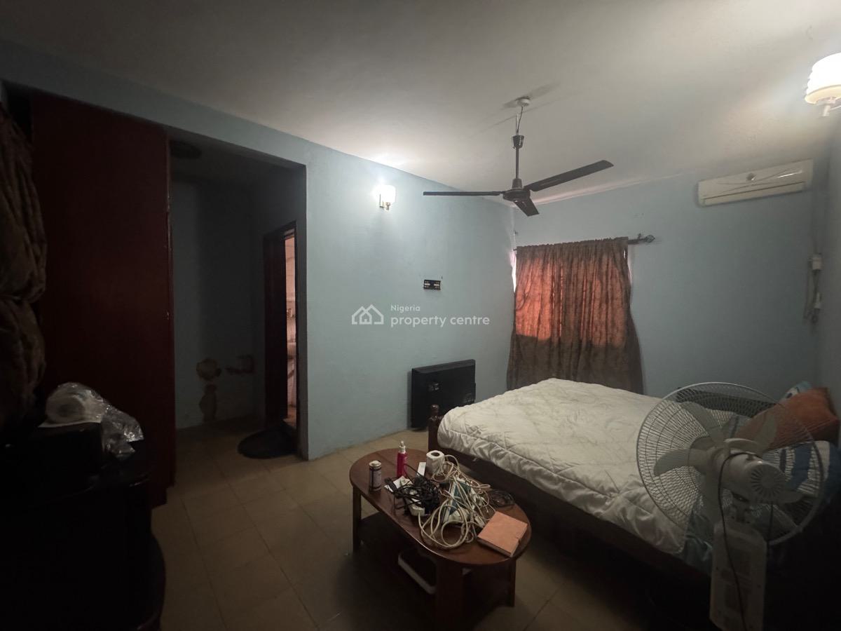 Well Built 5bedroom Duplex, Secured Close, Omole Phase 1, Ikeja, Lagos, Semi-detached Duplex for Sale