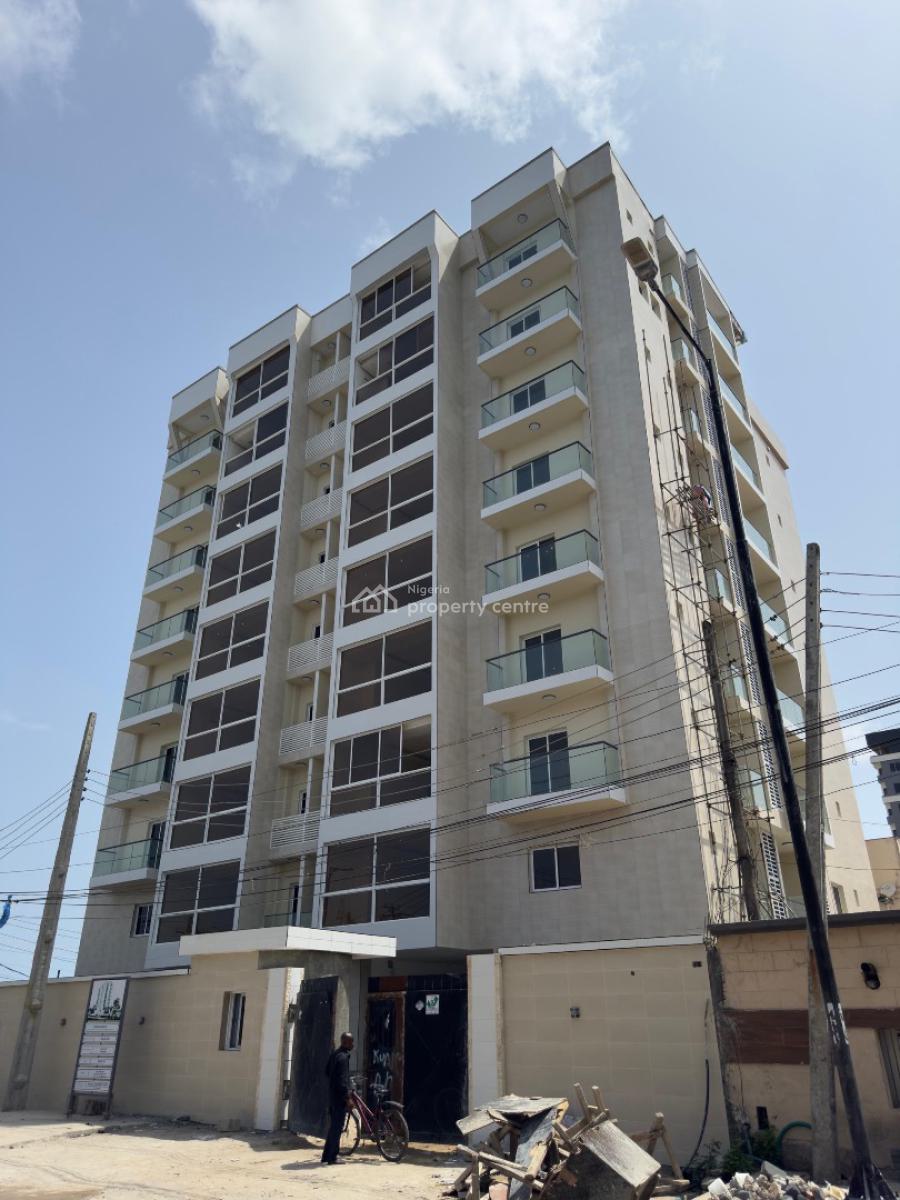 Elegant 3 Bedroom Apartment in a Prime Area with a Pool, Victoria Island (vi), Lagos, Flat / Apartment for Sale