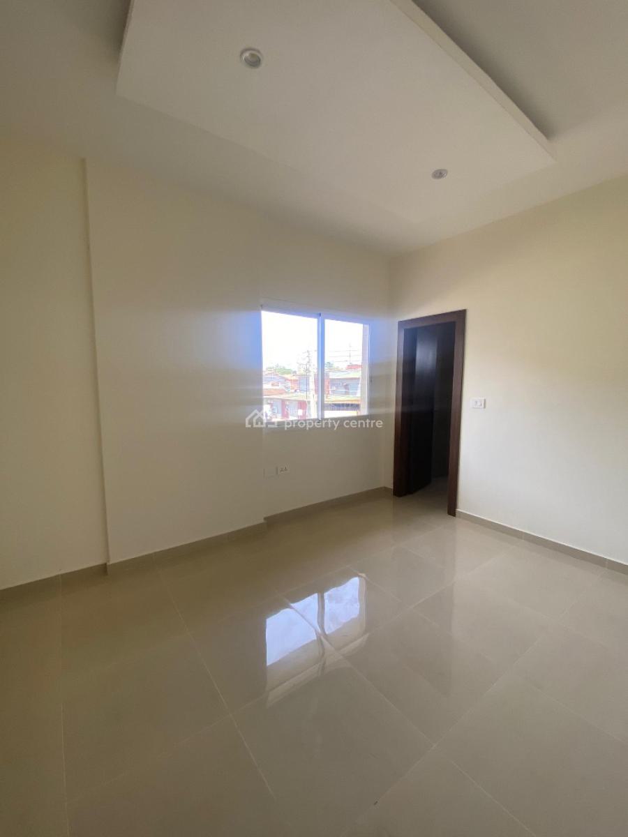 Elegant 3 Bedroom Apartment in a Prime Area with a Pool, Victoria Island (vi), Lagos, Flat / Apartment for Sale