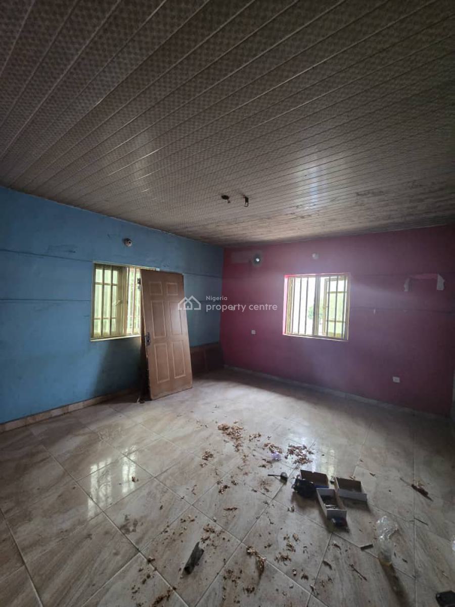 Decent 3 Bedrooms Flat / Apartment, Omole Phase 2, Ikeja, Lagos, Flat / Apartment for Rent