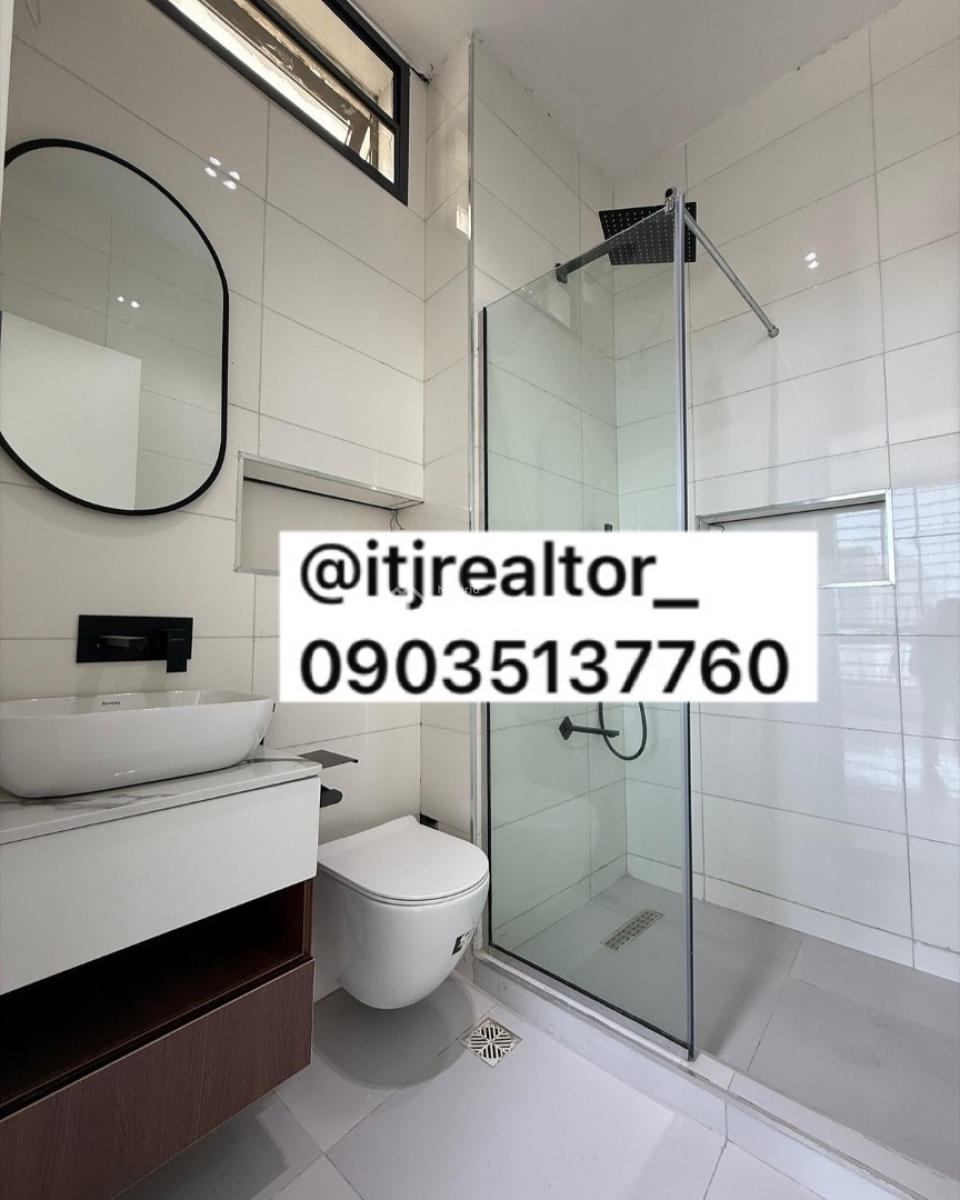 Luxury 2 Bedroom Apartment with Bq, Ologolo, Ologolo, Lekki, Lagos, Block of Flats for Sale
