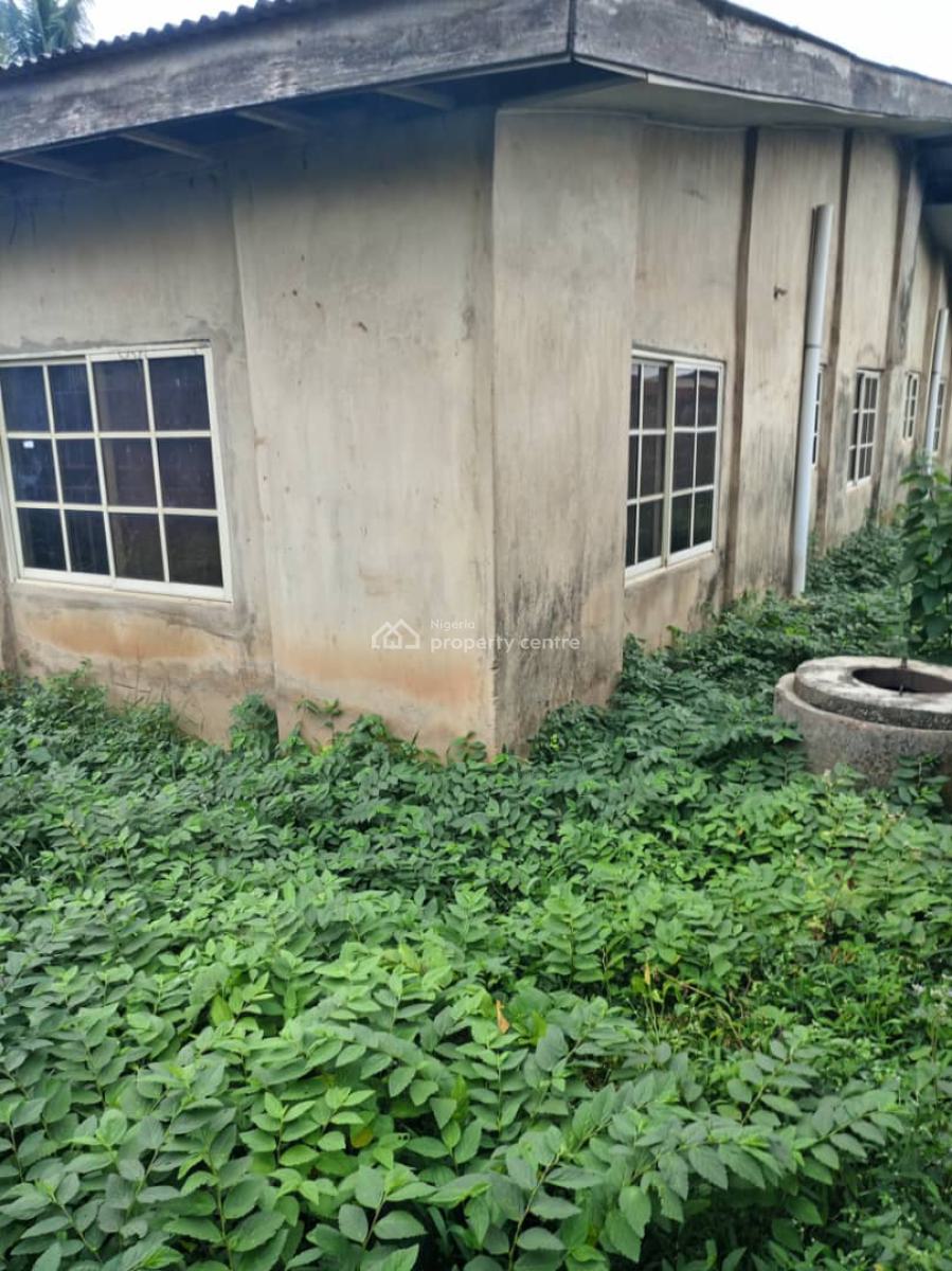 Twin Flat of 3 Bedroom on a Plot of Land, Bada Estate, Close to Kolapo Ishola Gra, Akobo, Ibadan, Oyo, Block of Flats for Sale