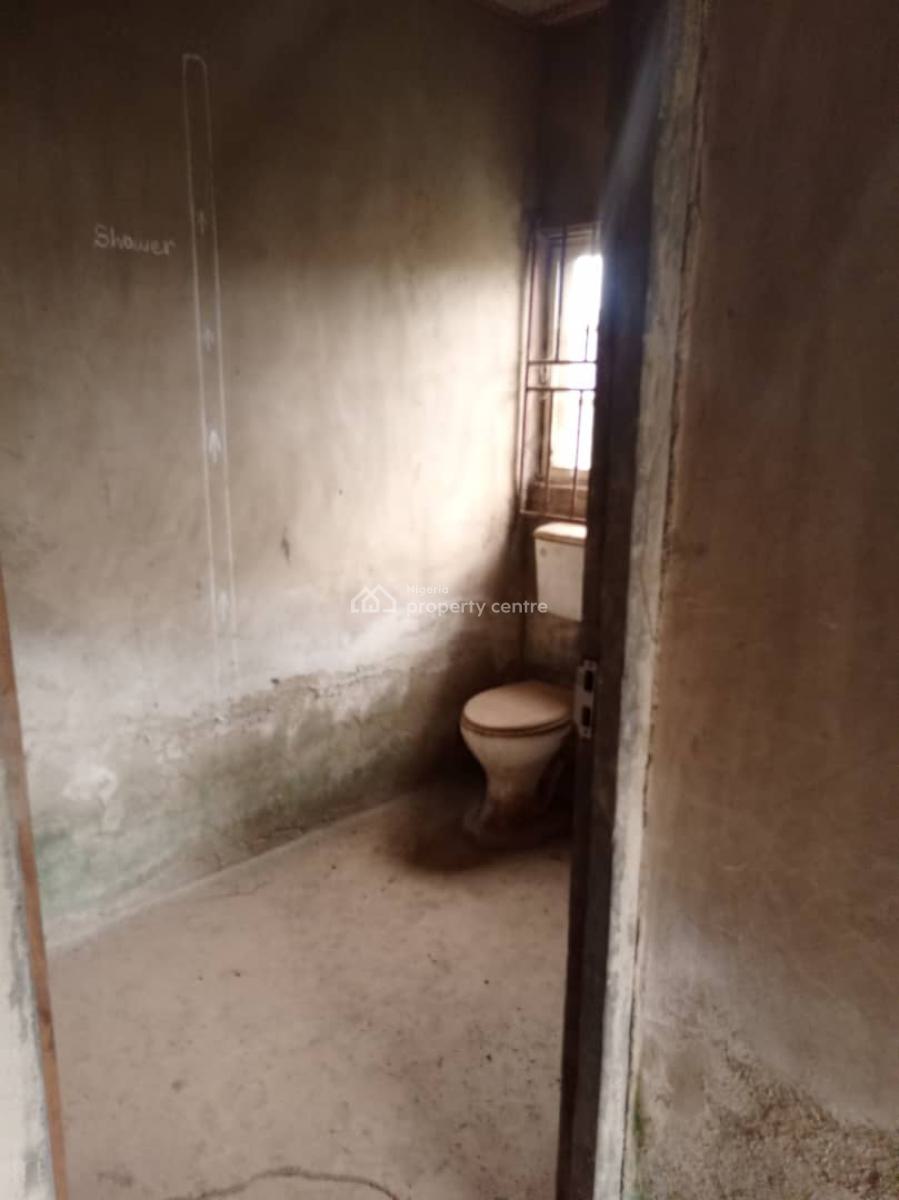 Twin Flat of 3 Bedroom on a Plot of Land, Bada Estate, Close to Kolapo Ishola Gra, Akobo, Ibadan, Oyo, Block of Flats for Sale