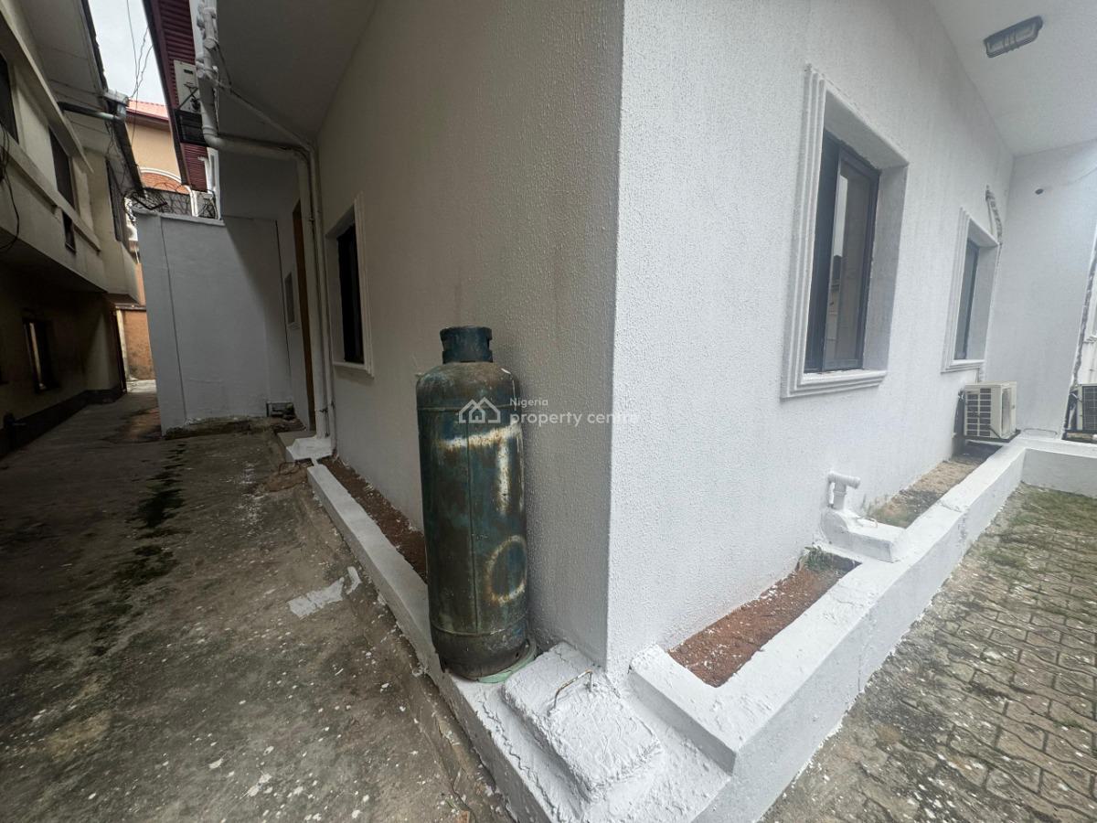 5 Bedroom Semi Detached Duplex, Omole Phase 1, Omole Phase 1, Ikeja, Lagos, Semi-detached Duplex for Sale