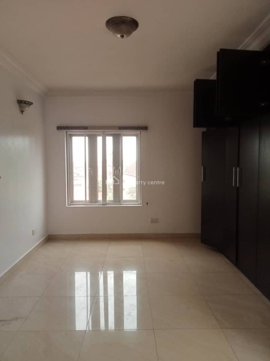 Service 3bedroom Flat, Adeniyi Jones Ikeja Lagos, Ikeja, Lagos, Flat / Apartment for Rent