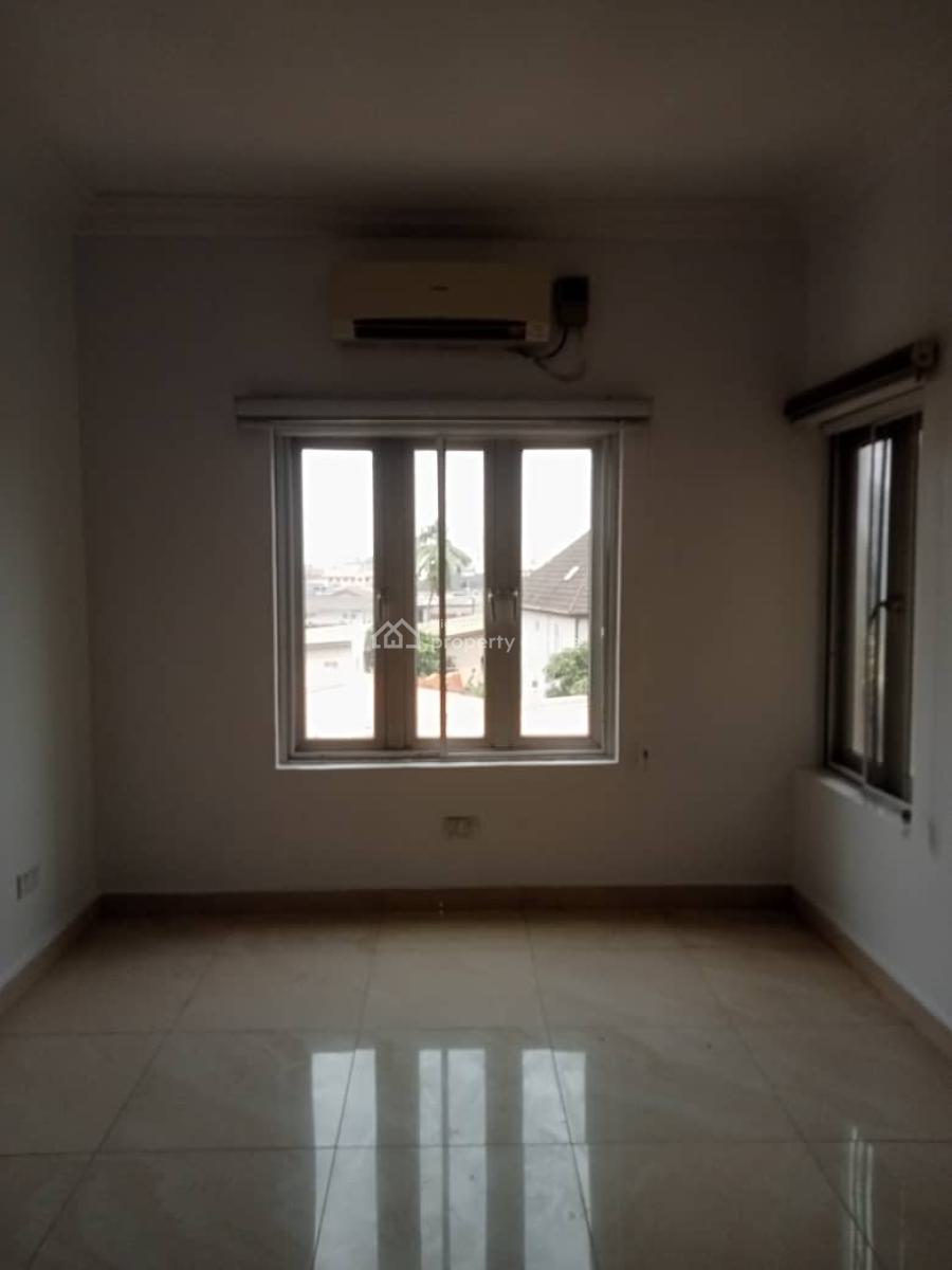 Service 3bedroom Flat, Adeniyi Jones Ikeja Lagos, Ikeja, Lagos, Flat / Apartment for Rent
