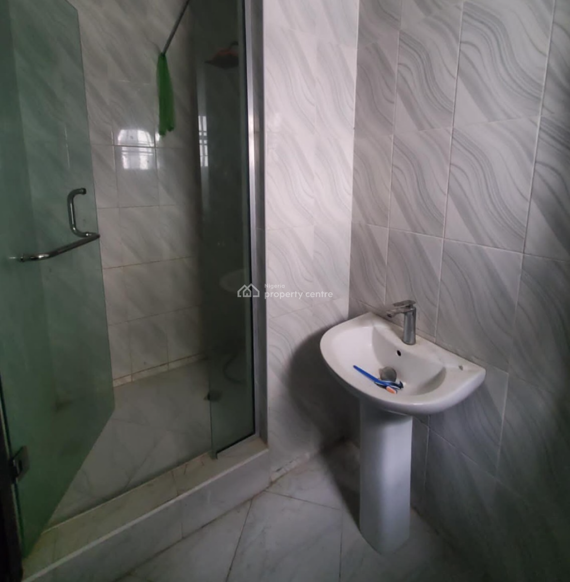 2 Bedroom Apartment Fully Serviced, Orchid Road, Lekki, Lagos, Flat / Apartment for Rent