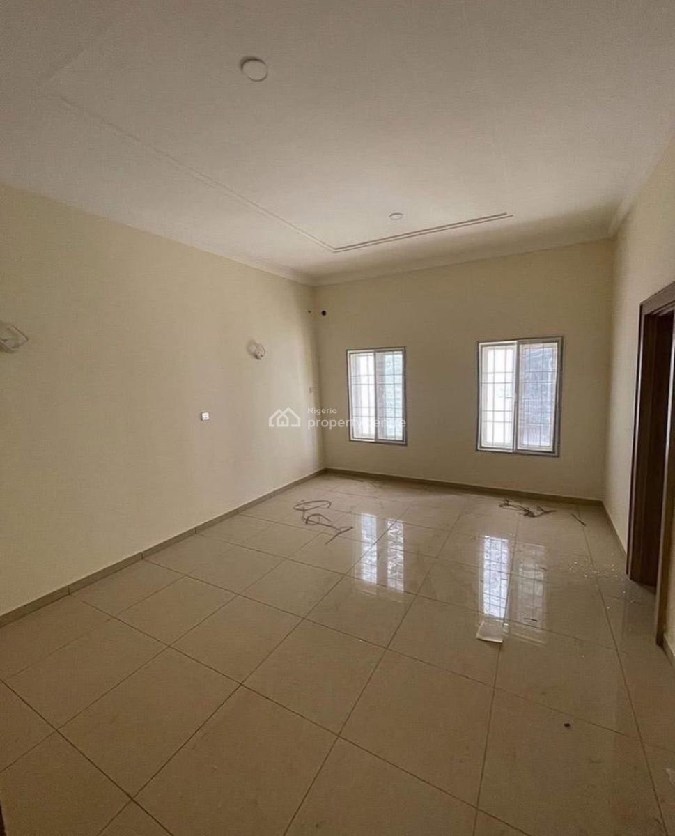 Luxury 3 Bedrooms Spacious Apartment in a Gated Community, Tarred Road, Diplomatic Zones. Serene Neighborhood, Katampe Extension, Katampe, Abuja, Flat / Apartment for Sale