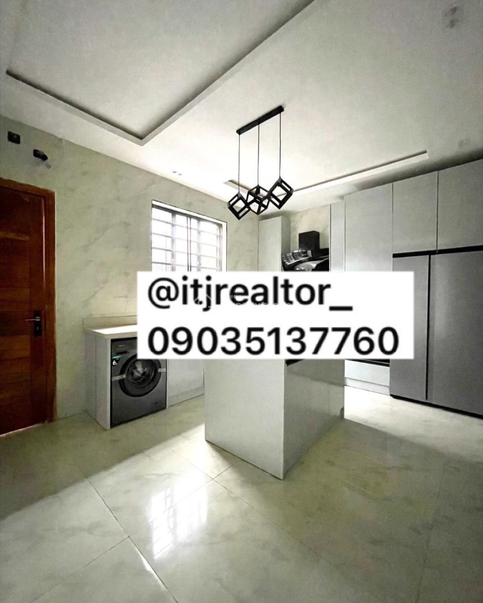 Modestly Finished 5 Bedroom Detached Duplex with Bq, Ologolo, Ologolo, Lekki, Lagos, Detached Duplex for Sale