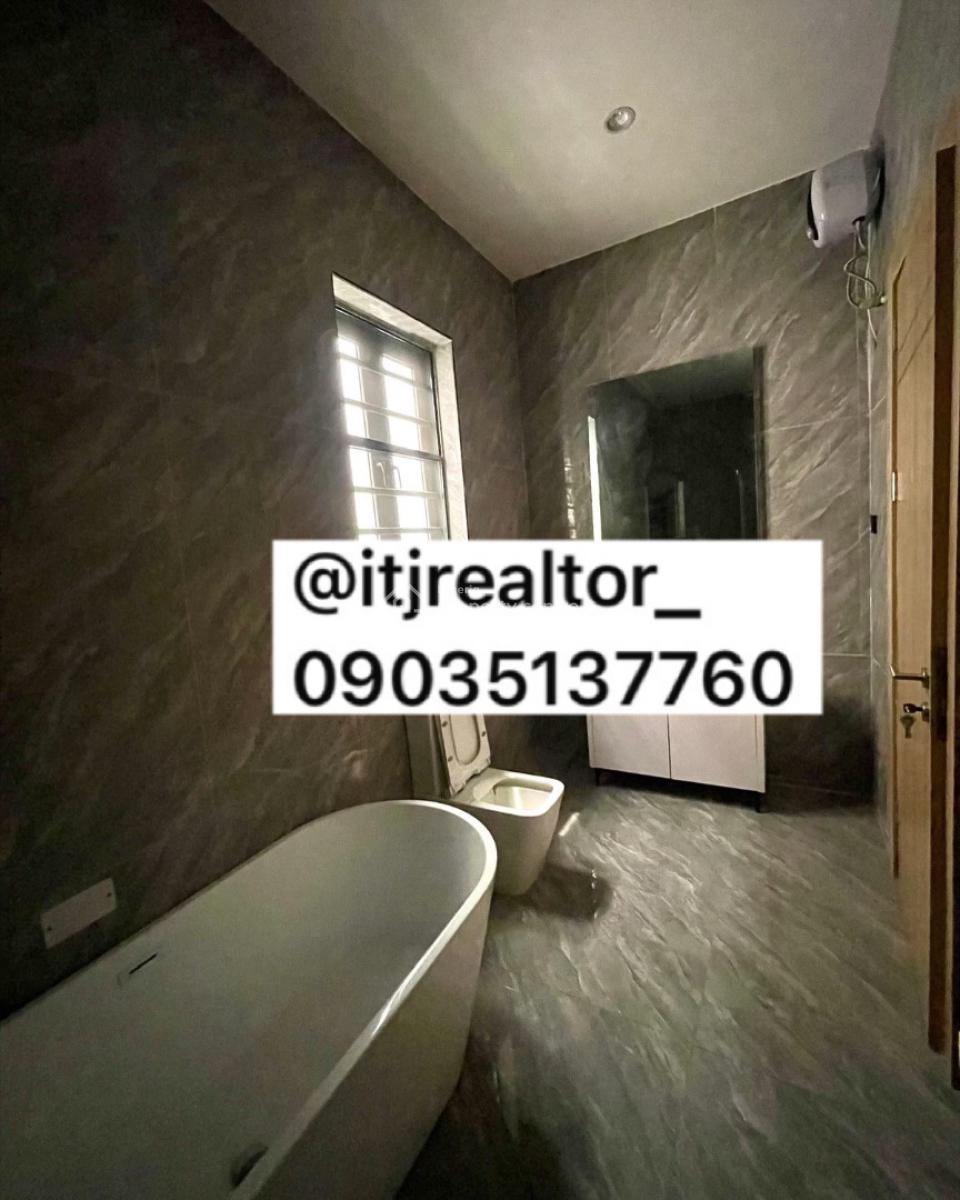 Modestly Finished 5 Bedroom Detached Duplex with Bq, Ologolo, Ologolo, Lekki, Lagos, Detached Duplex for Sale