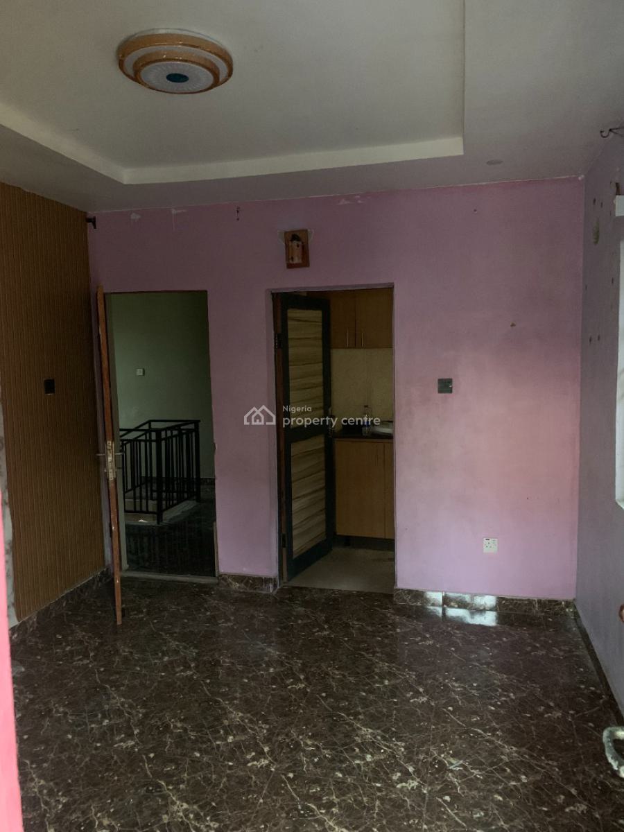 Sharp Selfcon Upstairs with Pop Finishing, Personal Prepaid Meter, Abijo Gra Ext, Ajah, Lagos, Self Contain (single Rooms) for Rent