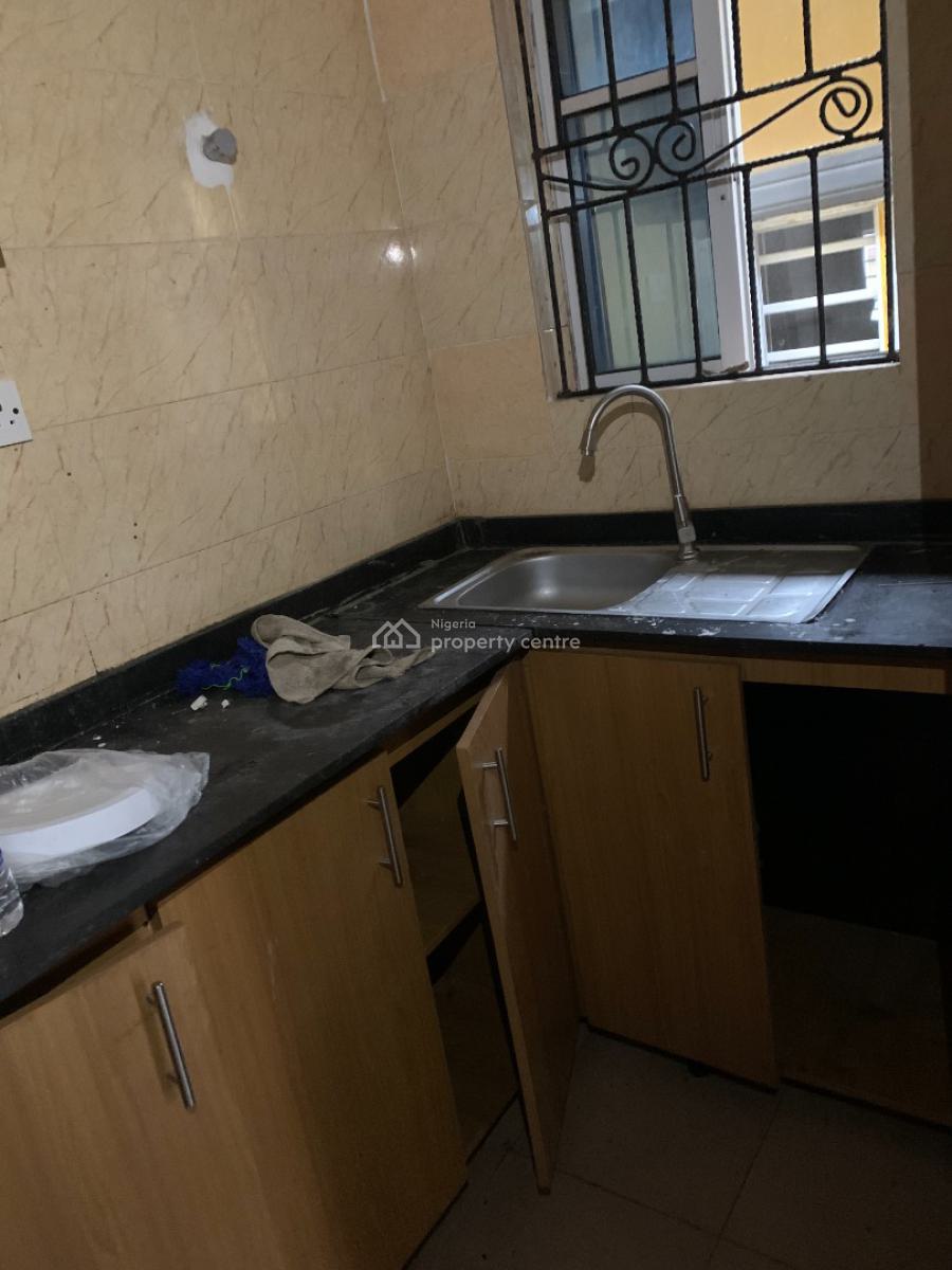 Sharp Selfcon Upstairs with Pop Finishing, Personal Prepaid Meter, Abijo Gra Ext, Ajah, Lagos, Self Contain (single Rooms) for Rent