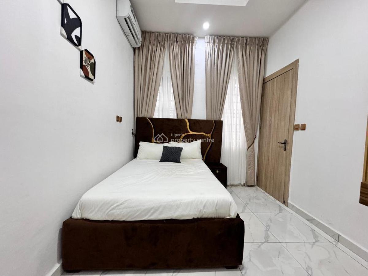 4 Bedroom Self Compound Duplex, 3a Oseni Close, Chevyview Estate Chevron, Lekki Expressway, Lekki, Lagos, Semi-detached Duplex Short Let
