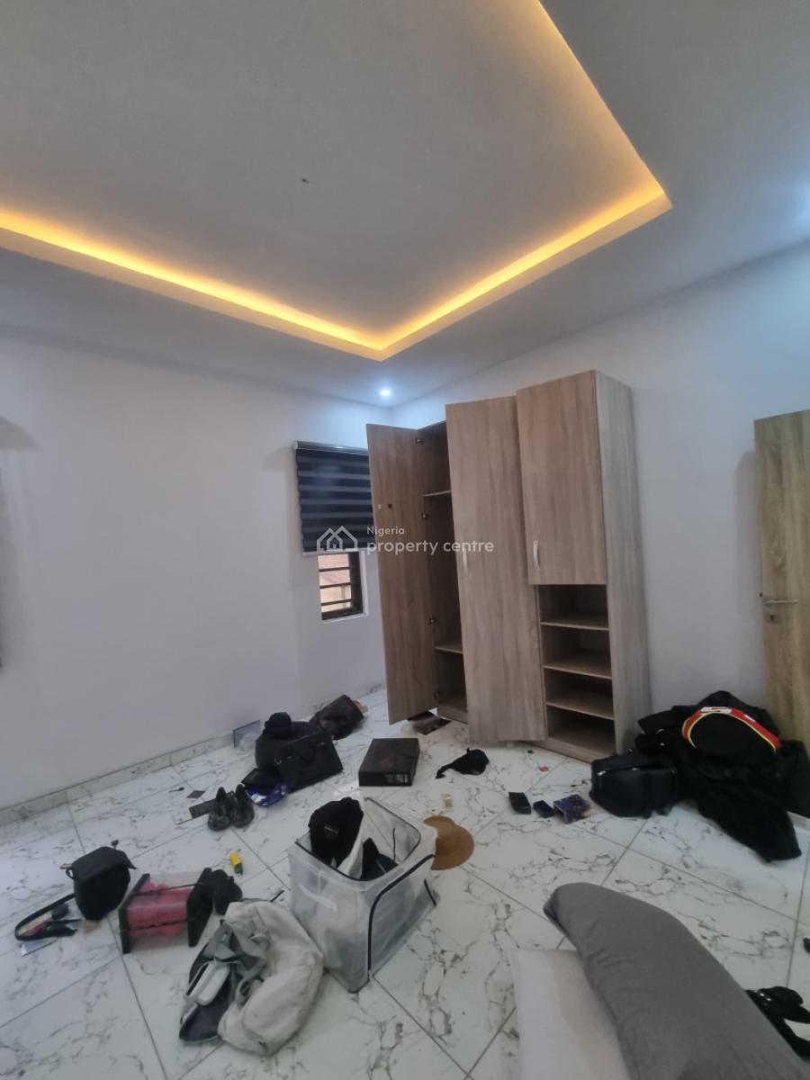 2 Bedroom Flat Apartment, Opposite Omole Phase1, Ojodu, Lagos, Flat / Apartment for Rent