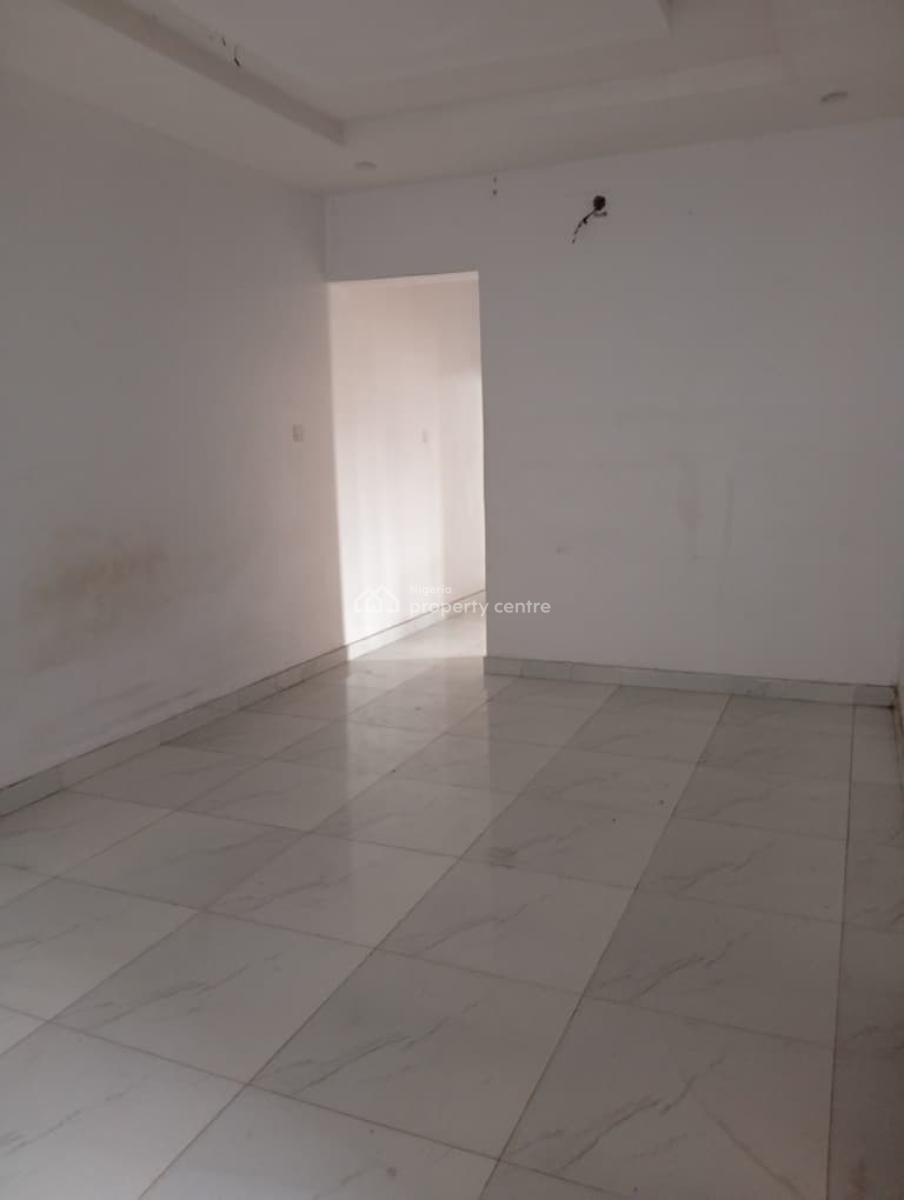 Room and Parlour Mini Flat Upstairs, Ado Road, Ajah, Lagos, Mini Flat (room and Parlour) for Rent