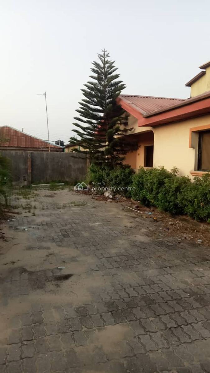 2 Wings of 3bedroom Bungalow on 950sqm Fenced and Gated, Eputu Ibeju-lekki, Eputu, Ibeju Lekki, Lagos, Detached Bungalow for Sale