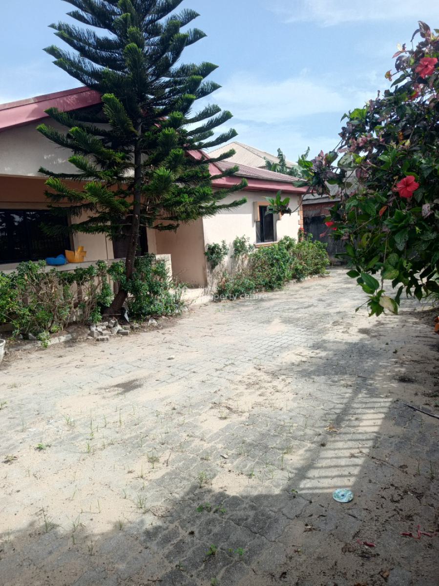 3 Bedroom and 2bedroom Bungalow on 950sqm Fenced and Gated, Eputu Ibeju Lekki, Eputu, Ibeju Lekki, Lagos, Detached Bungalow for Sale