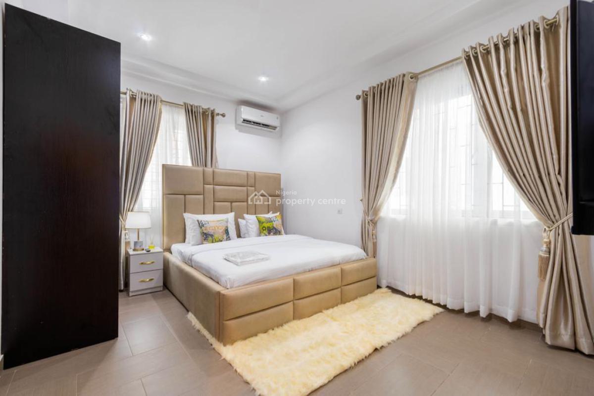 Beautiful 2 Bedroom Apartment with Snooker Board, 19c Bashorun Okusanya Street, Off Admiralty Way, Lekki Phase 1, Lekki, Lagos, Flat / Apartment Short Let