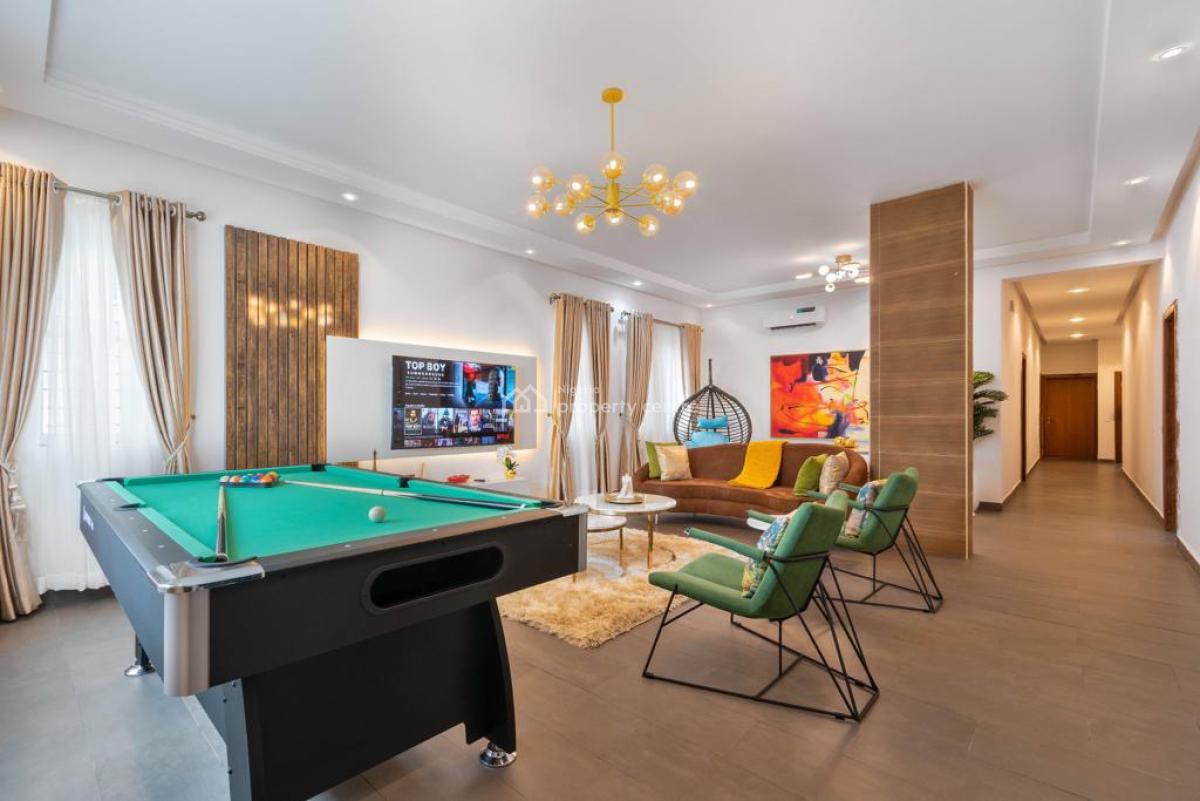 Cozy and Spacious 3 Bedroom Apartment with Snooker Board, 19c Bashorun Okusanya Street, Off Admiralty, Lekki Phase 1, Lekki, Lagos, Flat / Apartment Short Let
