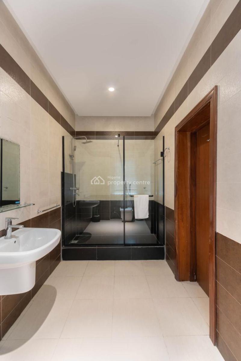 Cozy and Spacious 3 Bedroom Apartment with Snooker Board, 19c Bashorun Okusanya Street, Off Admiralty, Lekki Phase 1, Lekki, Lagos, Flat / Apartment Short Let