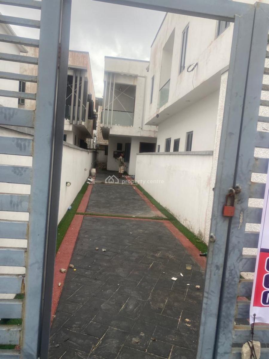 4bedrooms Semi Detached Duplex, Ologolo, Lekki, Lagos, Semi-detached Duplex for Sale