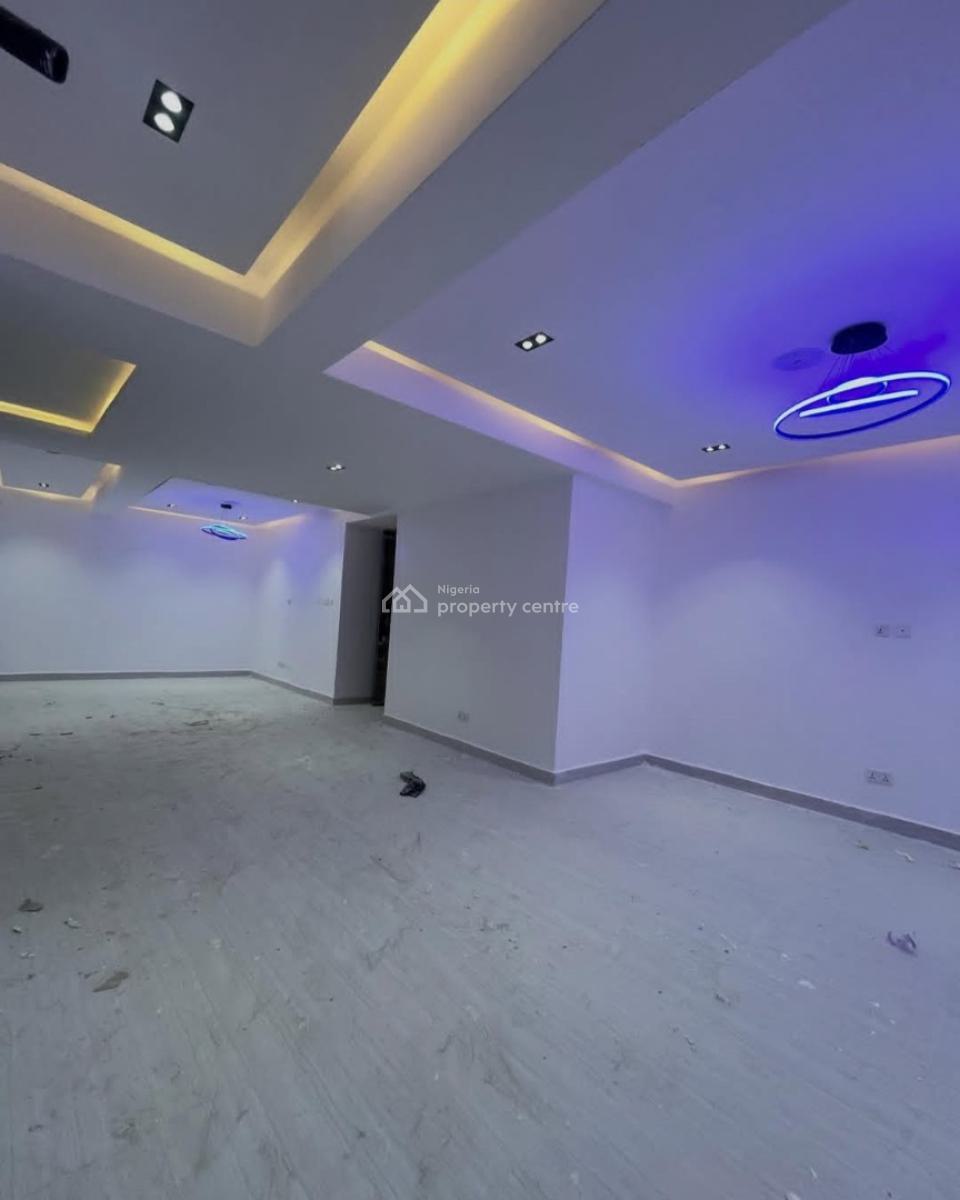 Newly Built and Serviced with 24/7 Power Supply 2 Bedroom En-suite Fla, Ikate, Lekki, Lagos, Flat / Apartment for Rent