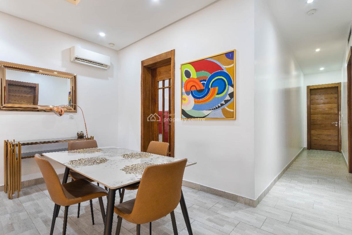 Cozy 3 Bedrooms Apartment with Swimming Pool and Snooker Board, Hunponu Wusu Street, Lekki Phase 1, Lekki, Lagos, Flat / Apartment Short Let