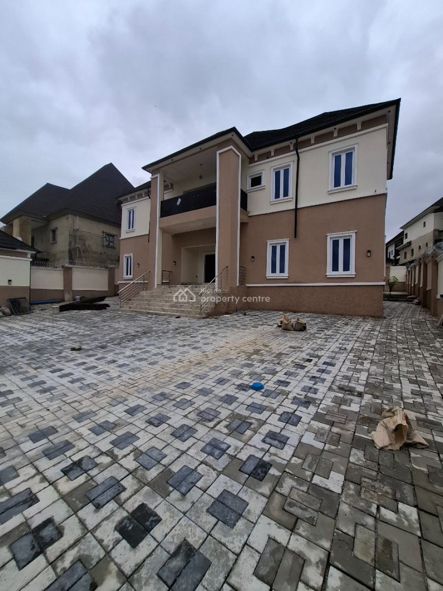 Standard 3 Bedroom Apartment with Bq, Wuye, Abuja, Flat / Apartment for Rent