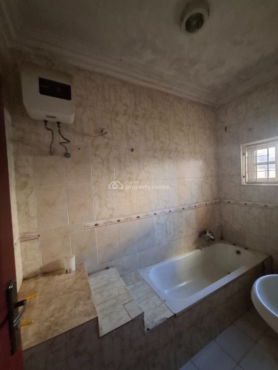 Standard 4 Bedroom Apartment with Bq, Wuye, Abuja, Flat / Apartment for Rent