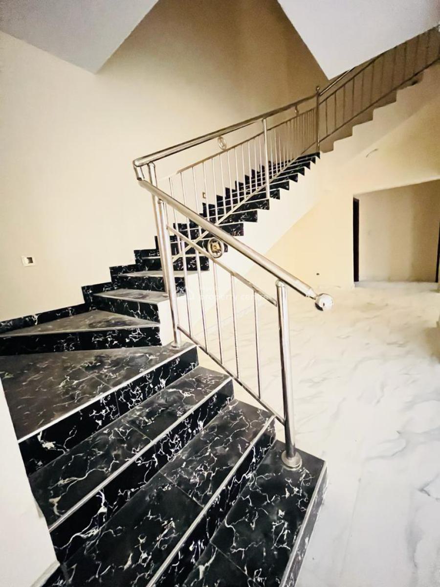 6 Bedroom Fully Detached Duplex with 2 Rooms Bq on 600sqm, Northern Foreshore Estate, Chevron, Lekki, Lagos, Detached Duplex for Sale