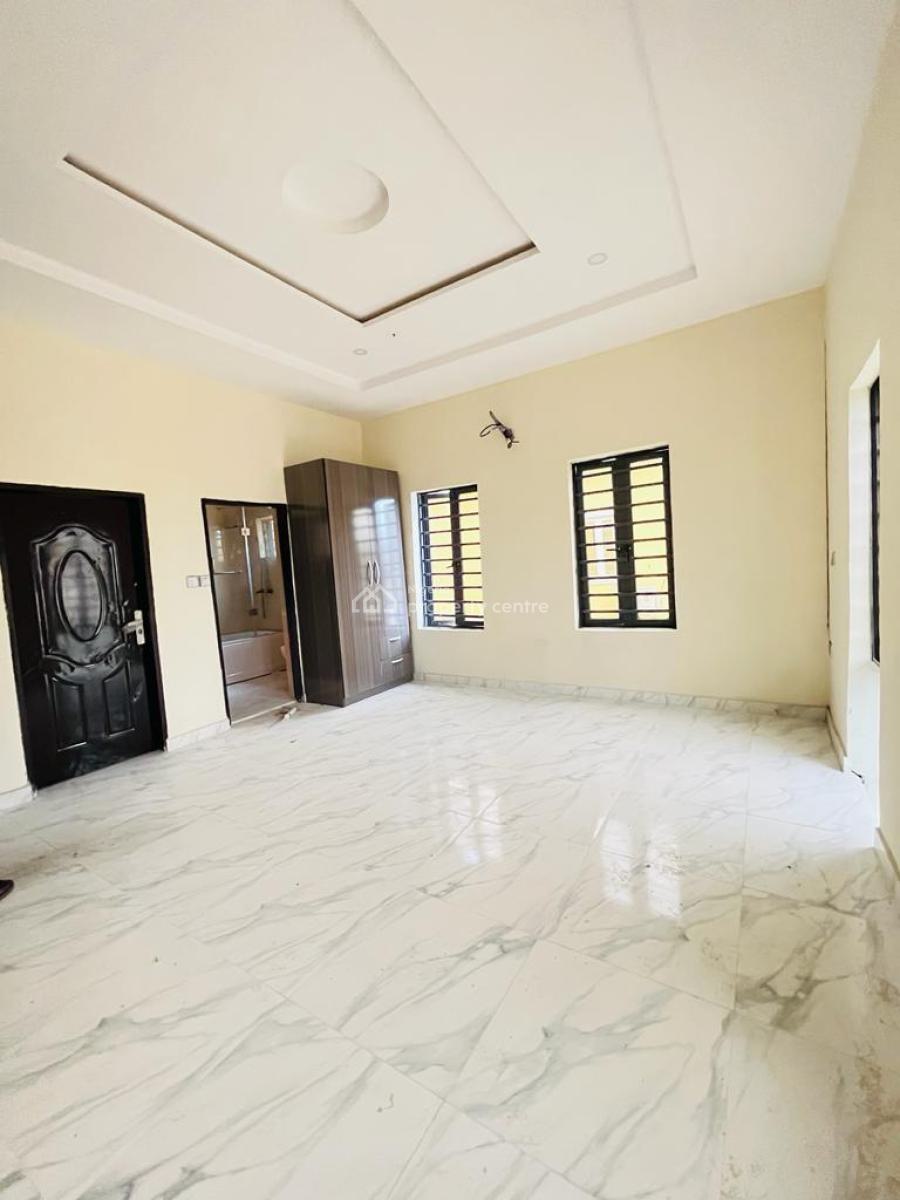 6 Bedroom Fully Detached Duplex with 2 Rooms Bq on 600sqm, Northern Foreshore Estate, Chevron, Lekki, Lagos, Detached Duplex for Sale