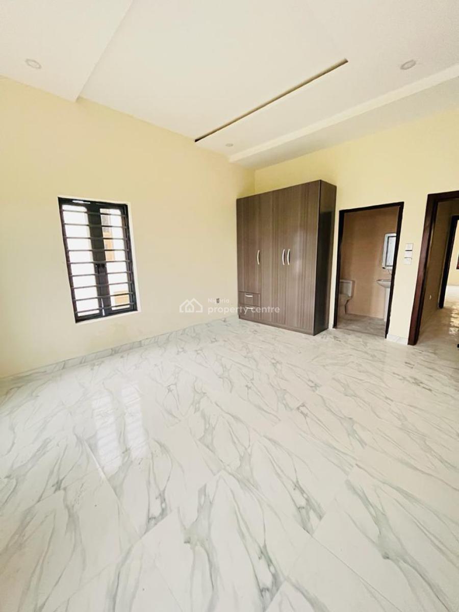 6 Bedroom Fully Detached Duplex with 2 Rooms Bq on 600sqm, Northern Foreshore Estate, Chevron, Lekki, Lagos, Detached Duplex for Sale