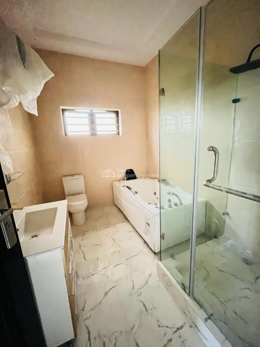 6 Bedroom Fully Detached Duplex with 2 Rooms Bq on 600sqm, Northern Foreshore Estate, Chevron, Lekki, Lagos, Detached Duplex for Sale