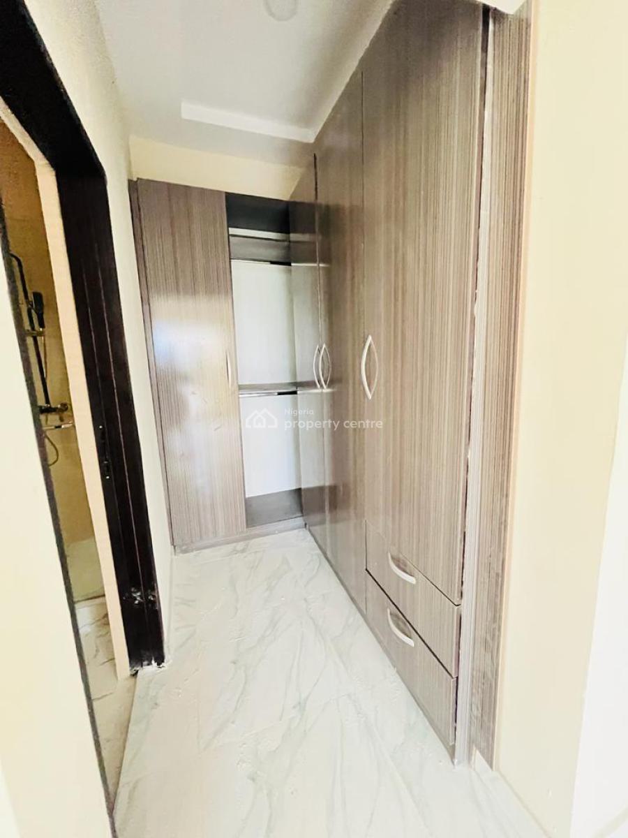 6 Bedroom Fully Detached Duplex with 2 Rooms Bq on 600sqm, Northern Foreshore Estate, Chevron, Lekki, Lagos, Detached Duplex for Sale