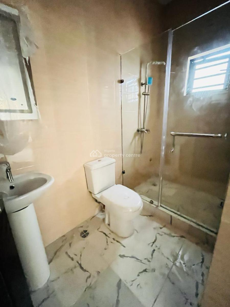 6 Bedroom Fully Detached Duplex with 2 Rooms Bq on 600sqm, Northern Foreshore Estate, Chevron, Lekki, Lagos, Detached Duplex for Sale