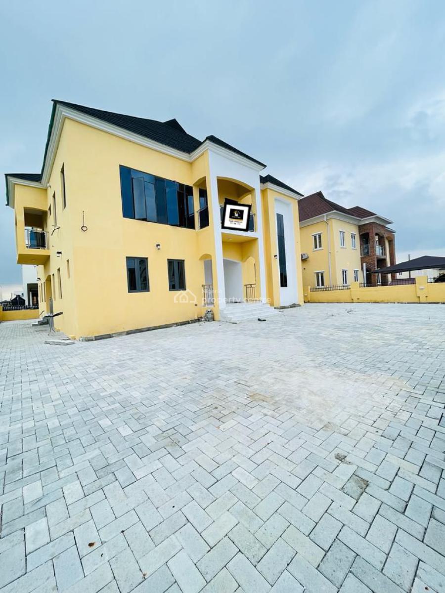 6 Bedroom Fully Detached Duplex with 2 Rooms Bq on 600sqm, Northern Foreshore Estate, Chevron, Lekki, Lagos, Detached Duplex for Sale