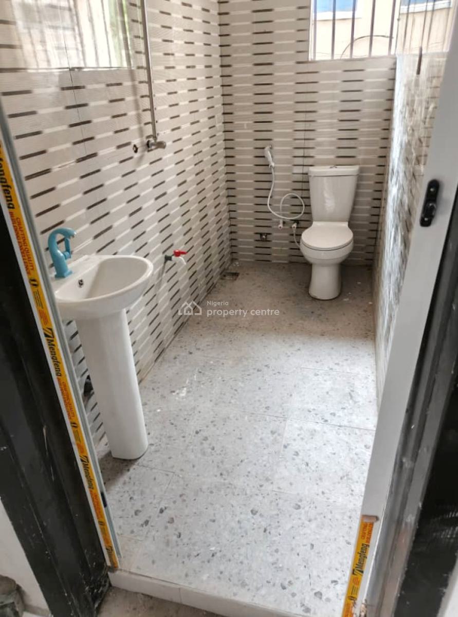 Luxury 3 Bedroom Apartment Newly Renovated, Cement Ikeja Lagos, Ikeja, Lagos, Flat / Apartment for Rent