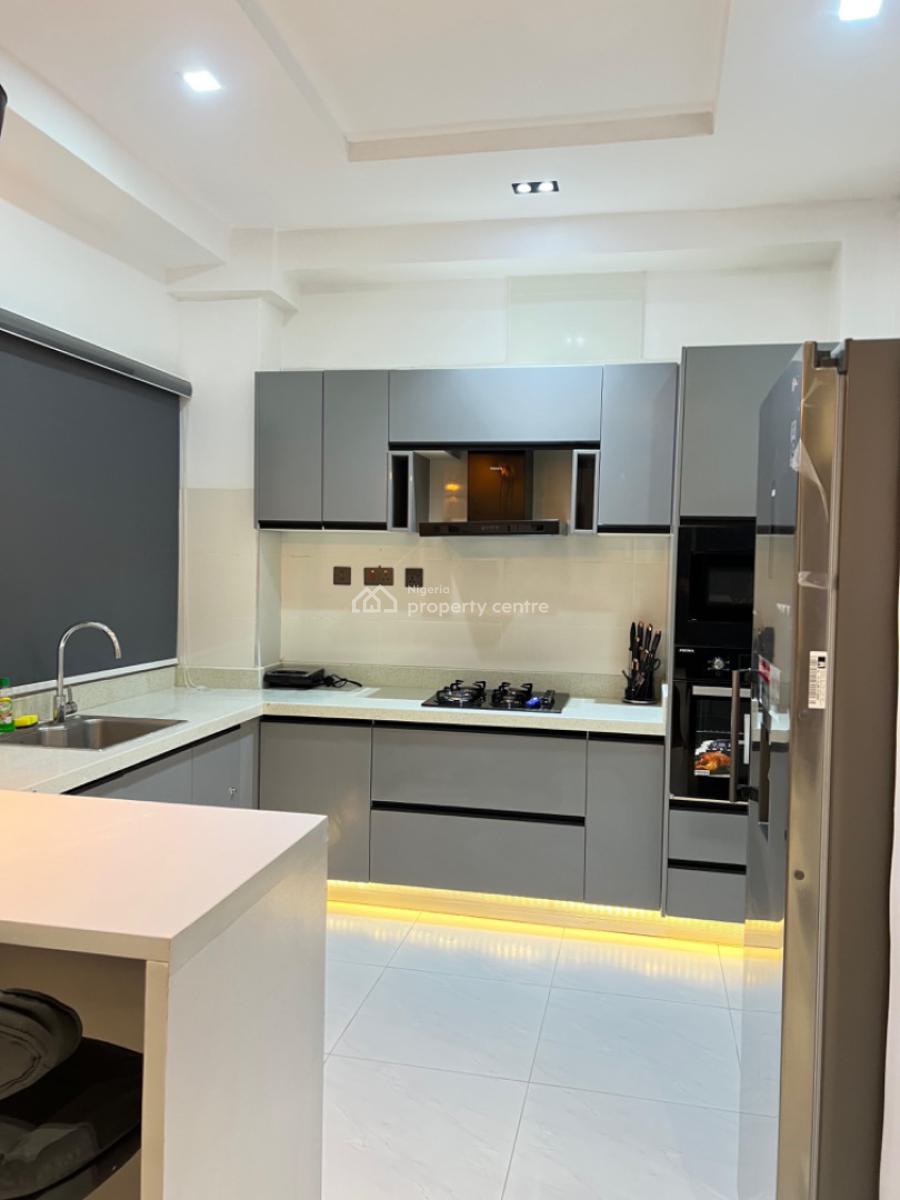 Beautiful 1 Bedroom Apartment with Swimming Pool, 1 Akinyemi Omoyeni, Monada Apartments Ikate, Ikate Elegushi, Lekki, Lagos, Flat / Apartment Short Let