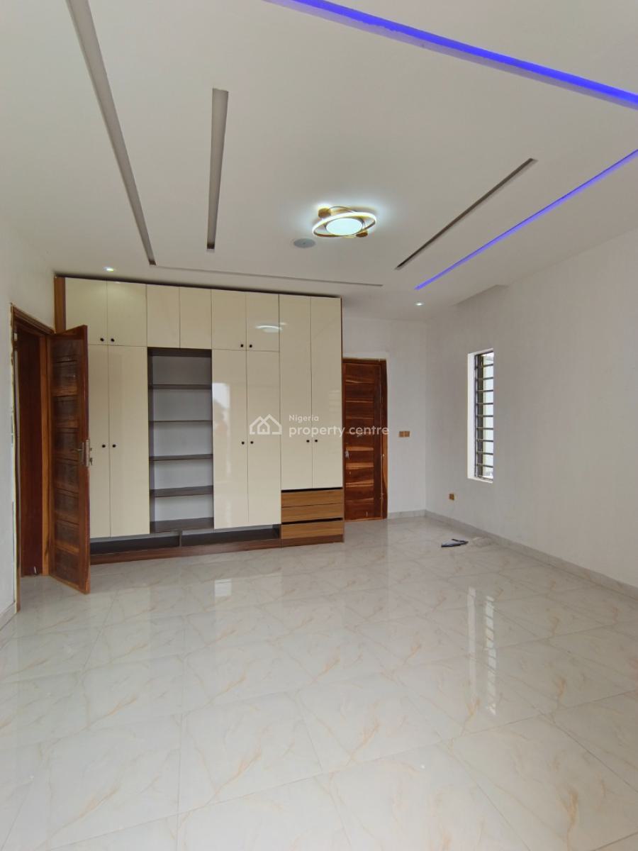 a 2 Bedroom Flat, Chevron, Agungi, Lekki, Lagos, Flat / Apartment for Rent