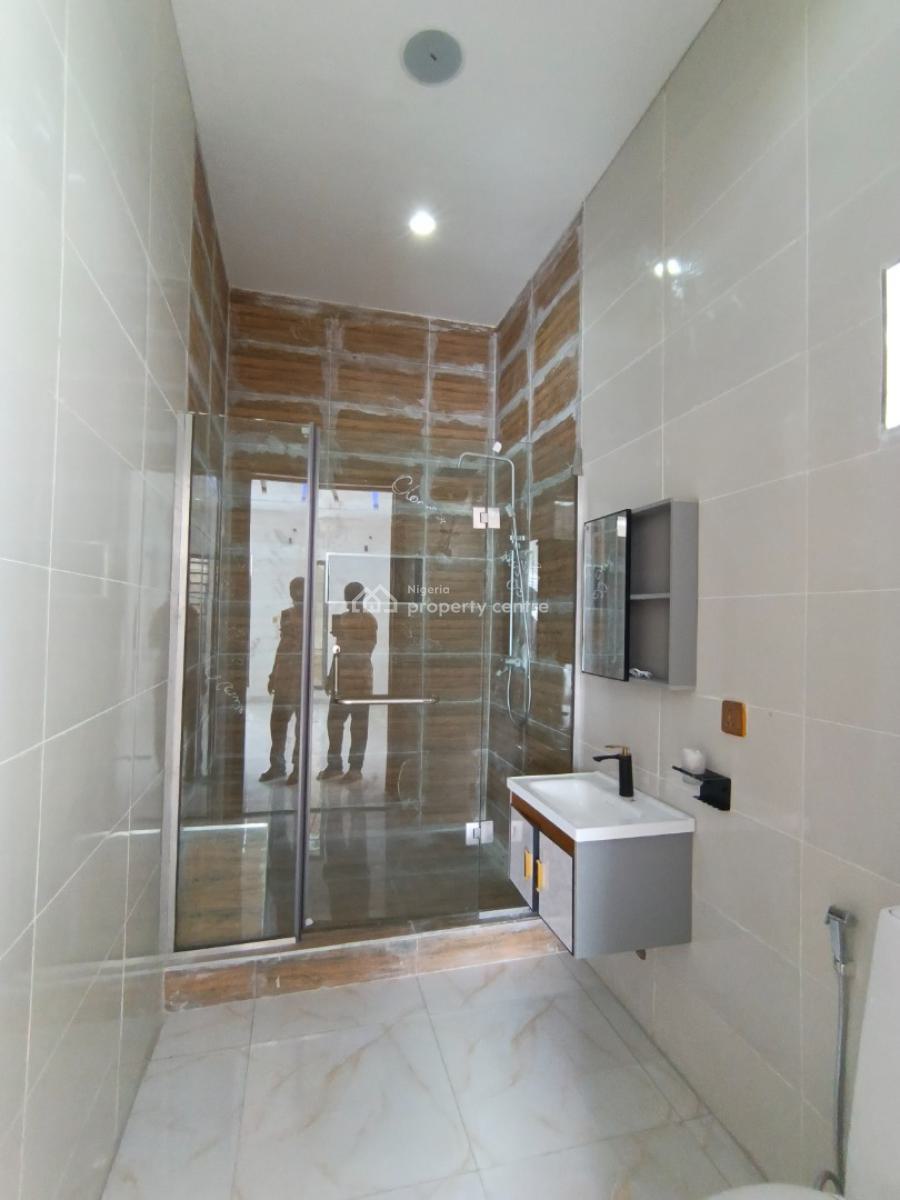 a 2 Bedroom Flat, Chevron, Agungi, Lekki, Lagos, Flat / Apartment for Rent