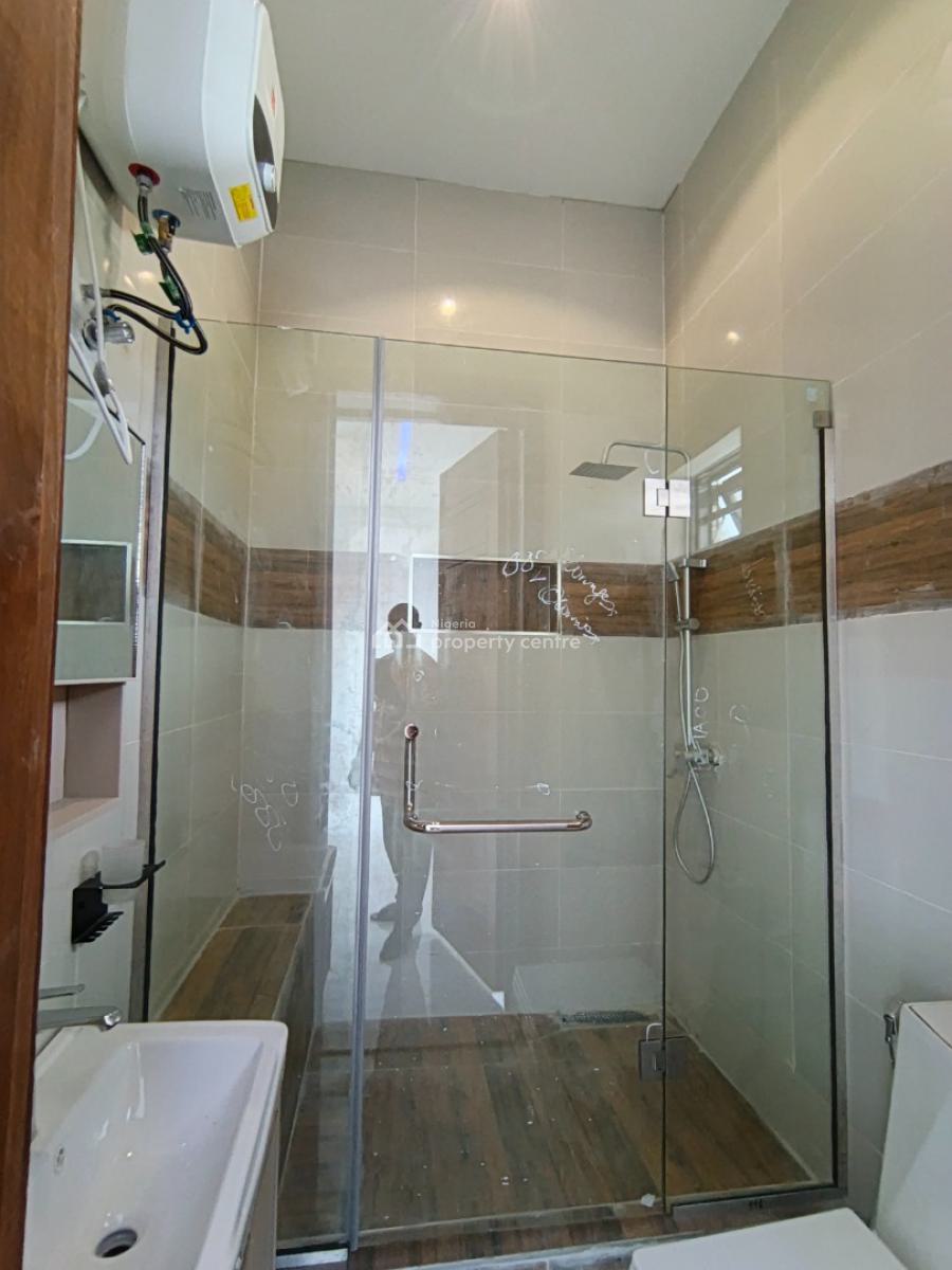 a 2 Bedroom Flat, Chevron, Agungi, Lekki, Lagos, Flat / Apartment for Rent