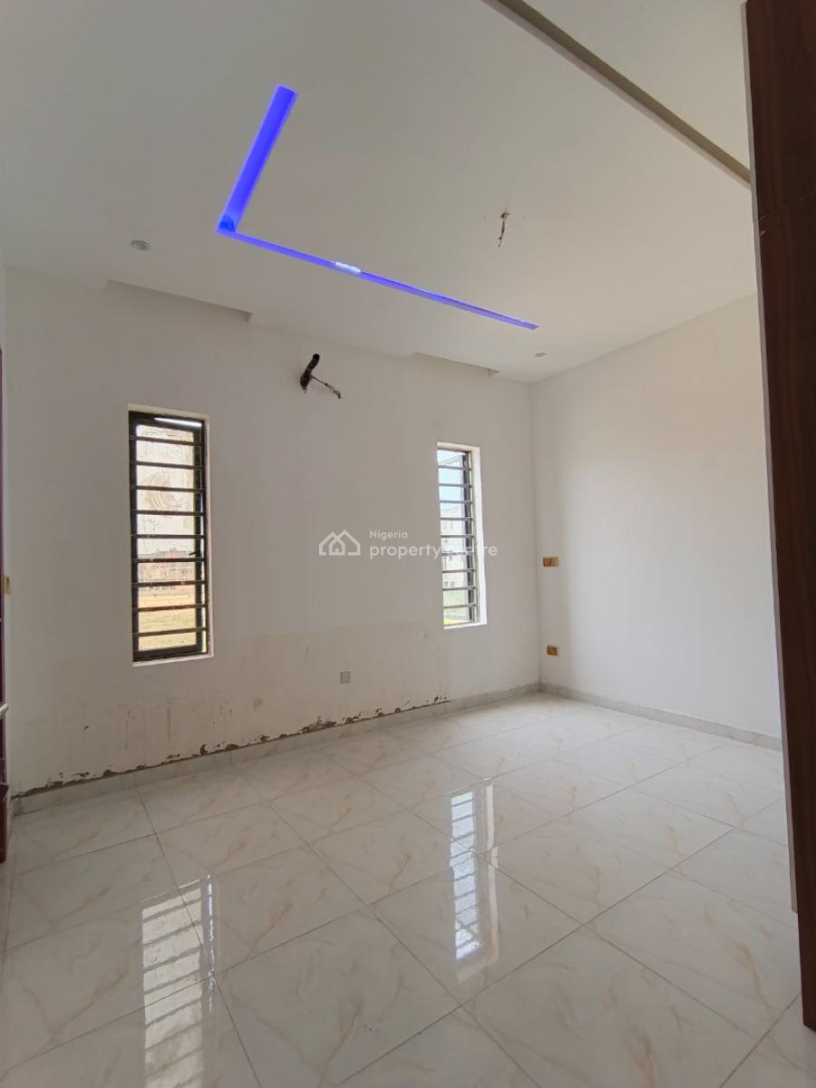 a 2 Bedroom Flat, Chevron, Agungi, Lekki, Lagos, Flat / Apartment for Rent
